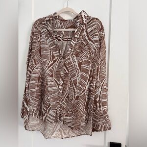 J.MCLAUGHLIN Brown and White Patterned Women's Button Down Top